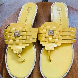Beautiful Anne Klein Flex Yellow Woven Thong Slide Sandals